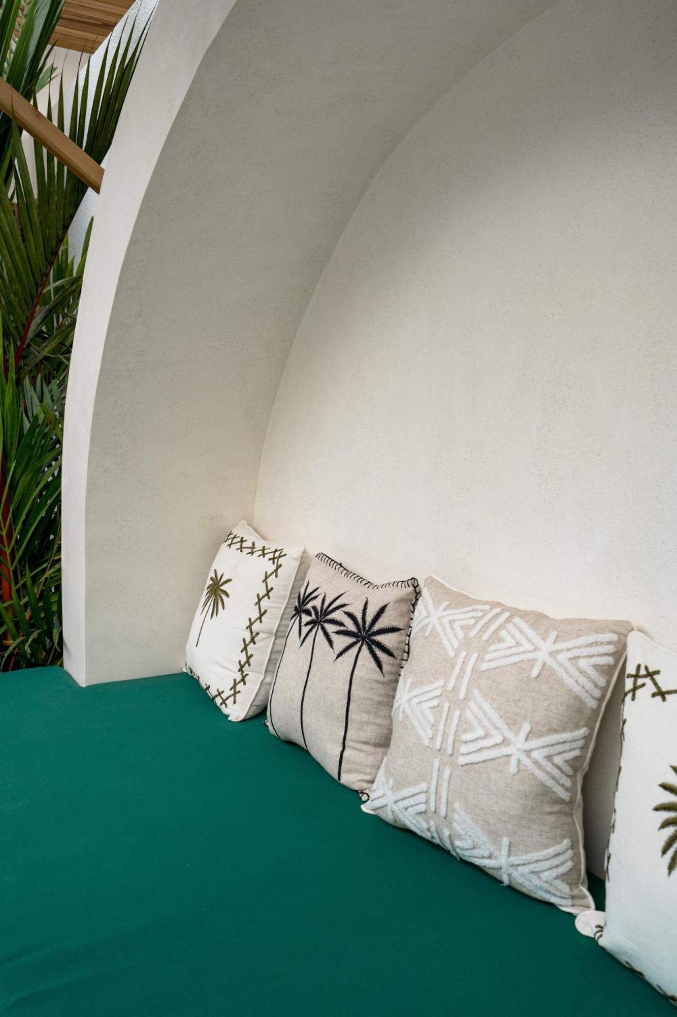 Villa Maria - Uluwatu By Yolla Hospitality Bagian luar foto